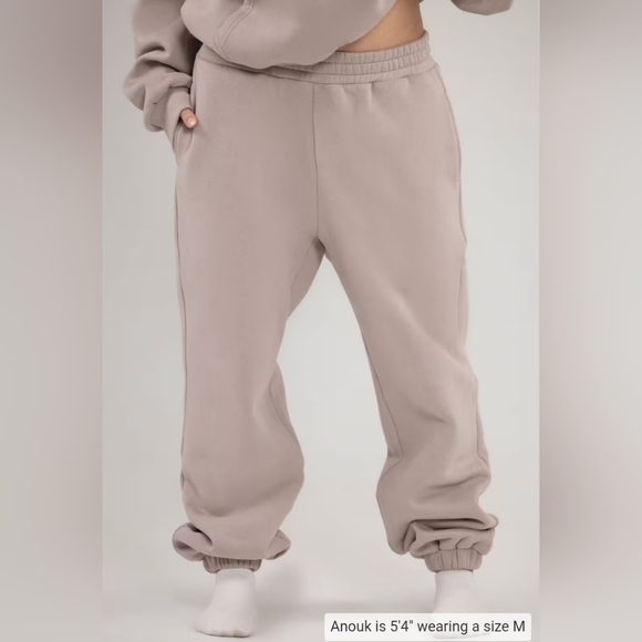 COMFRT Travel Essential Sweatpants Sz S - Picture 1 of 5